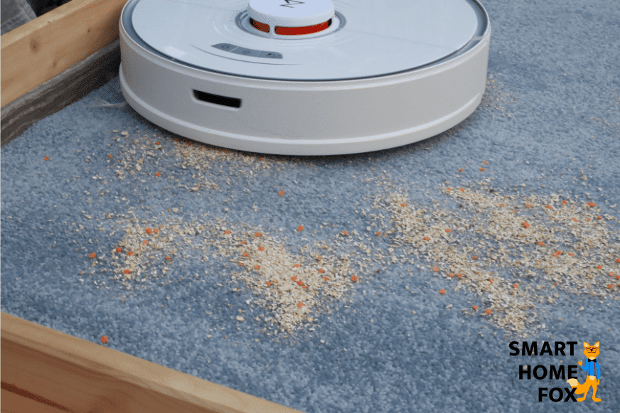 Roborock S7 cleans oat flakes from a high pile carpet